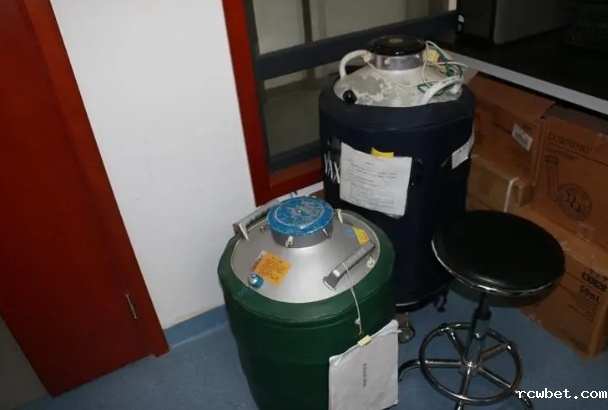 东亚液氮罐 东亚液氮罐