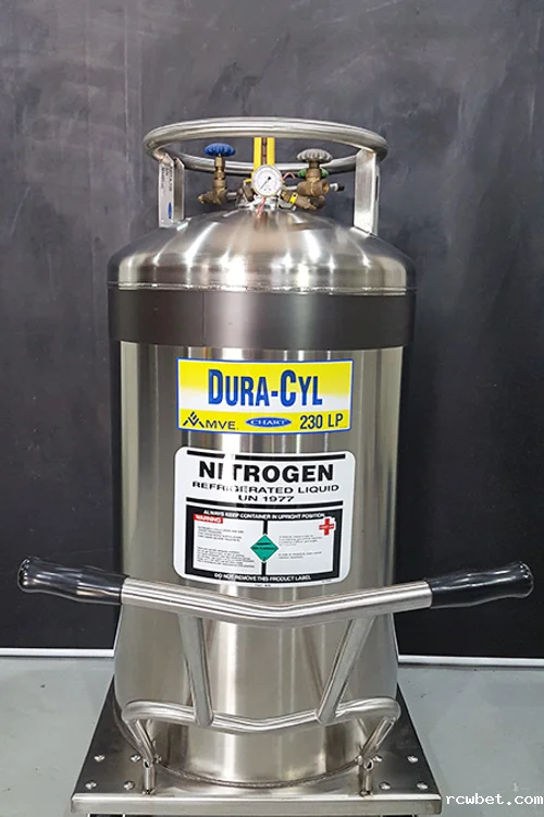 mve自增压液氮罐230lp